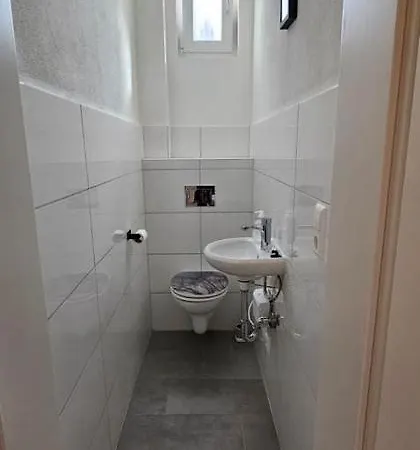 Timeless: 4 Og Apartment
